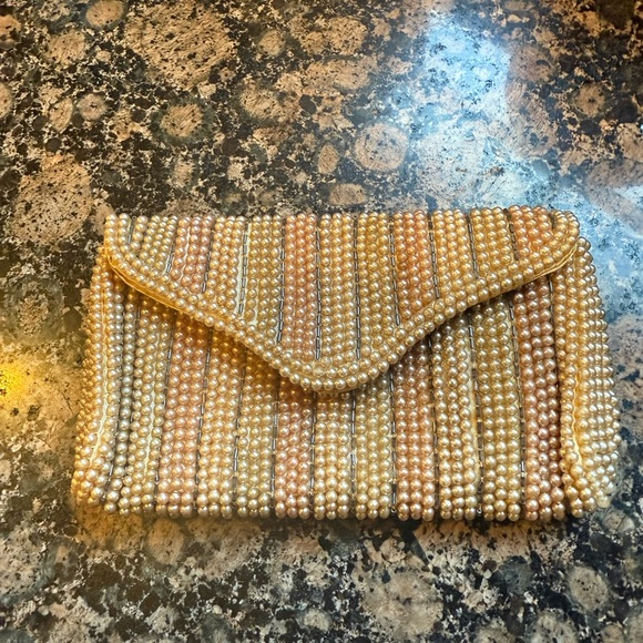 GARAY vintage beaded clutch very good condition not missing any stones - Picture 1 of 15